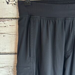 Lululemon Black Seawall Track Pant, Size Small